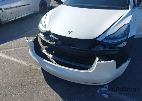 2020 Tesla Model 3 Standard Range Plus Rear-Wheel Drive/Standard Range Rear-Wheel Drive from USA, damaged, VIN 5YJ3E1EA9LF612726